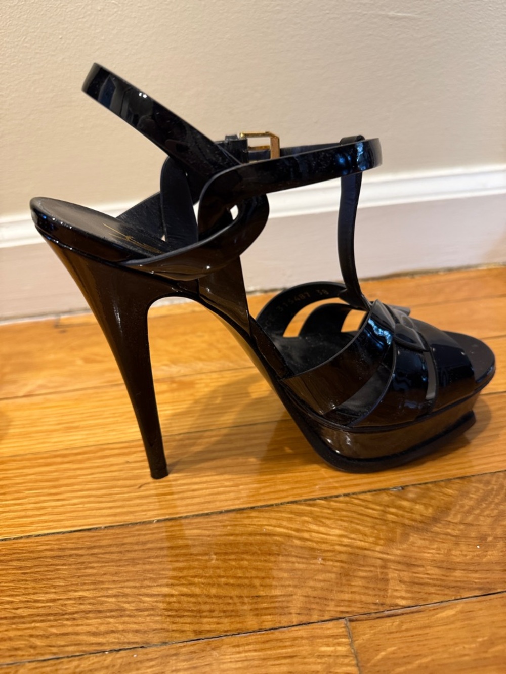 Saint Laurent Tributes. Black Patent Leather T-Strap Platform Heels - Picture 6 of 9